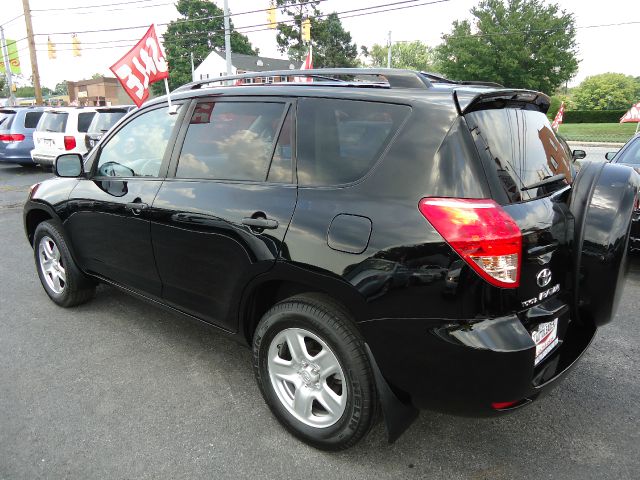 Toyota RAV4 2010 photo 3