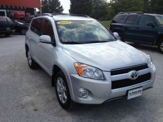 Toyota RAV4 2010 photo 1