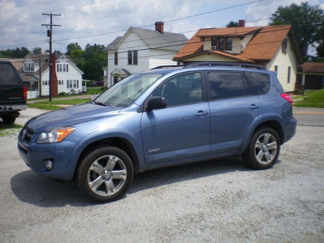 Toyota RAV4 2010 photo 4