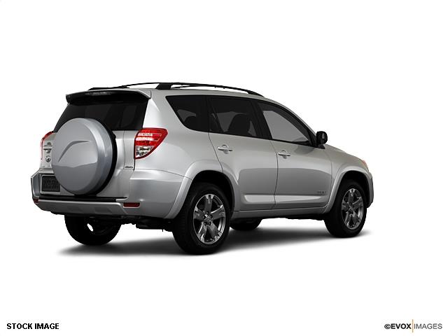 Toyota RAV4 2010 photo 2