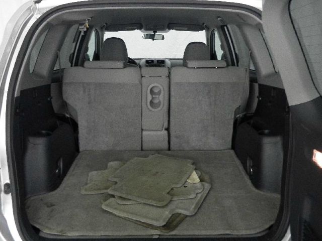 Toyota RAV4 2010 photo 2