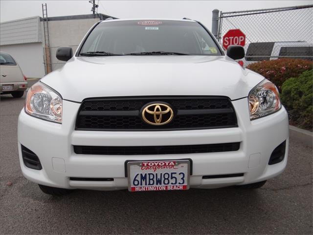 Toyota RAV4 2010 photo 4