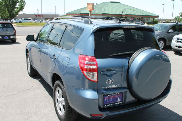 Toyota RAV4 2010 photo 1