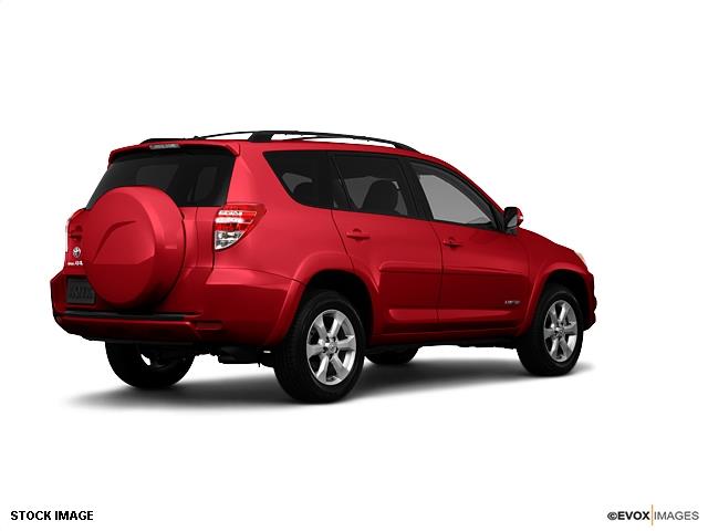 Toyota RAV4 HO SE SUV