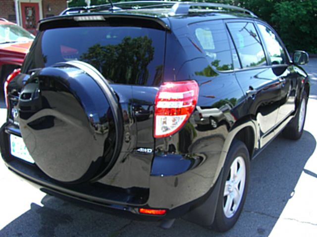 Toyota RAV4 2010 photo 1