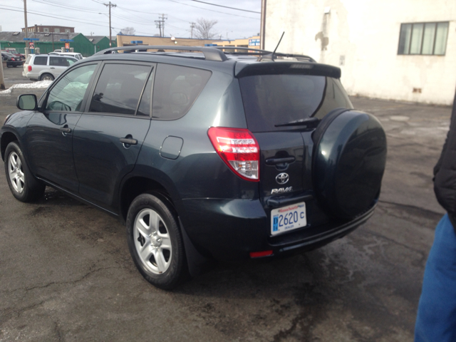 Toyota RAV4 2011 photo 4