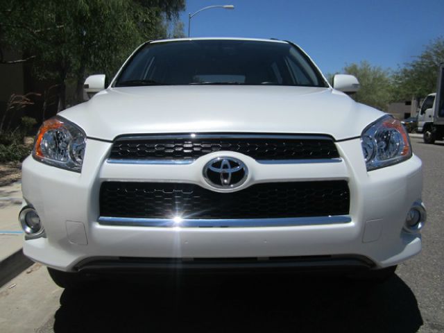 Toyota RAV4 BK Black SUV