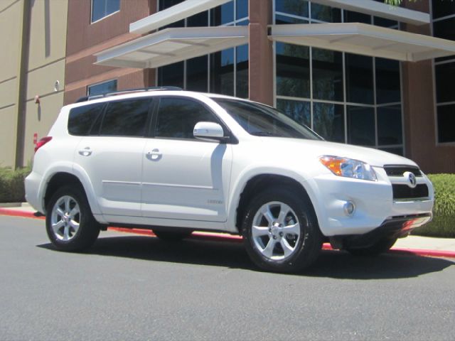 Toyota RAV4 2011 photo 3