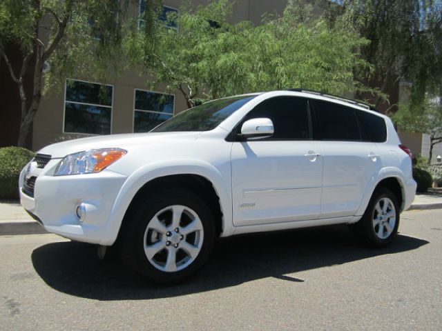 Toyota RAV4 2011 photo 4