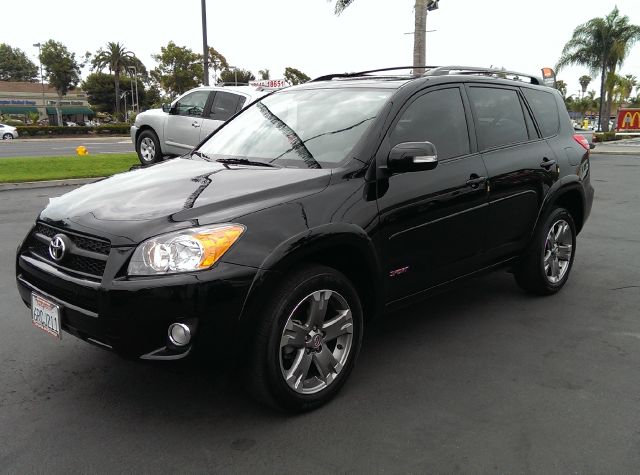 Toyota RAV4 2011 photo 4