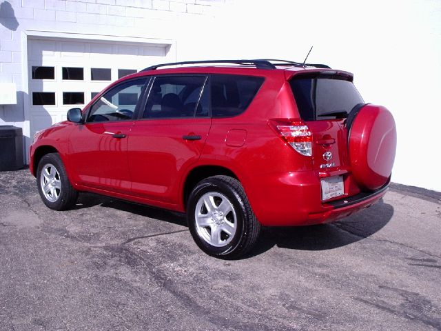 Toyota RAV4 2011 photo 2