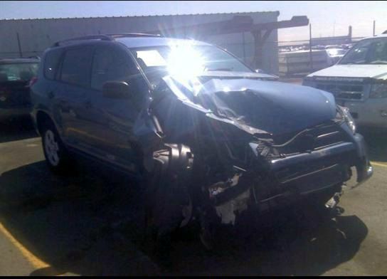 Toyota RAV4 2011 photo 4