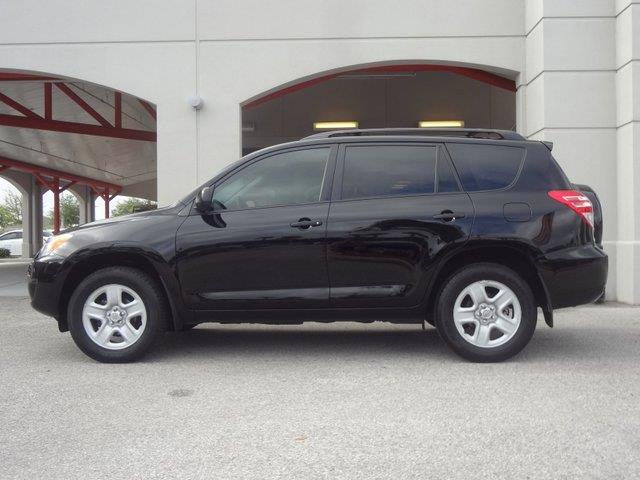 Toyota RAV4 2011 photo 4