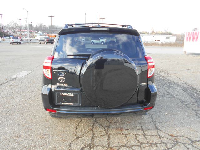 Toyota RAV4 2011 photo 1