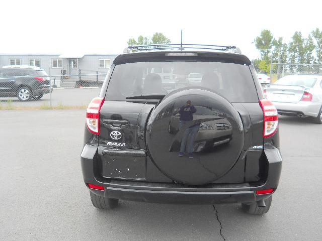 Toyota RAV4 2011 photo 1