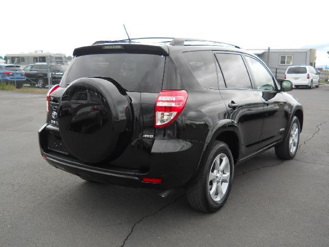 Toyota RAV4 2011 photo 7