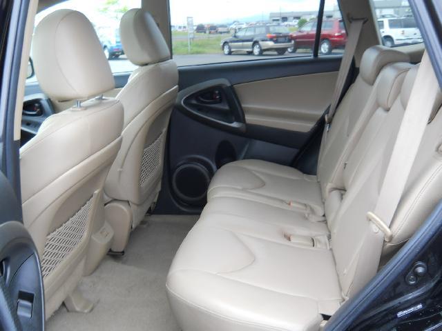 Toyota RAV4 2011 photo 9