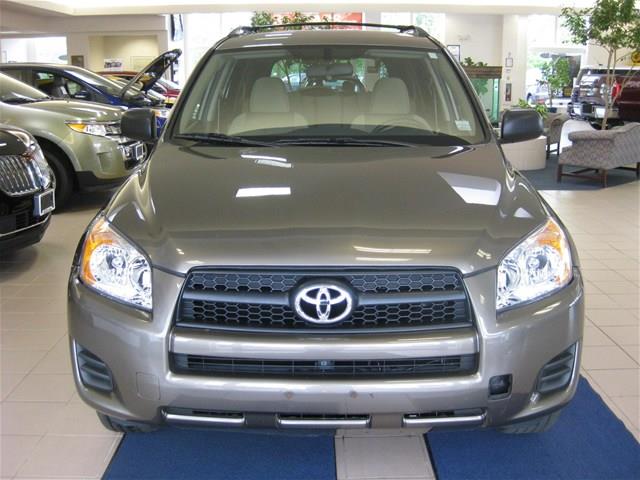 Toyota RAV4 2011 photo 21