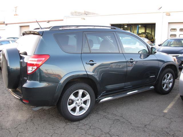 Toyota RAV4 SLT 25 SUV