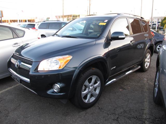 Toyota RAV4 2011 photo 2