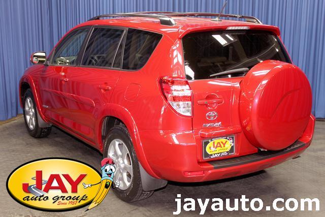 Toyota RAV4 2011 photo 4