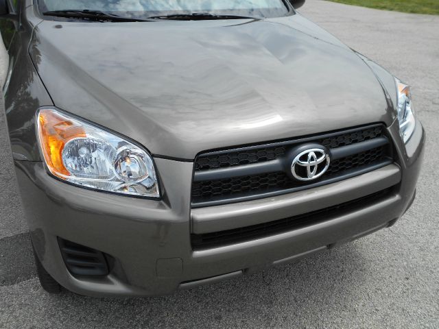 Toyota RAV4 2012 photo 28