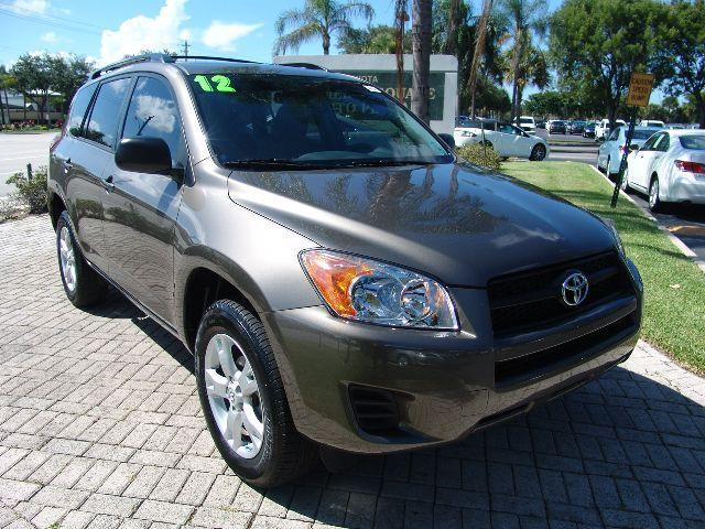 Toyota RAV4 2012 photo 4