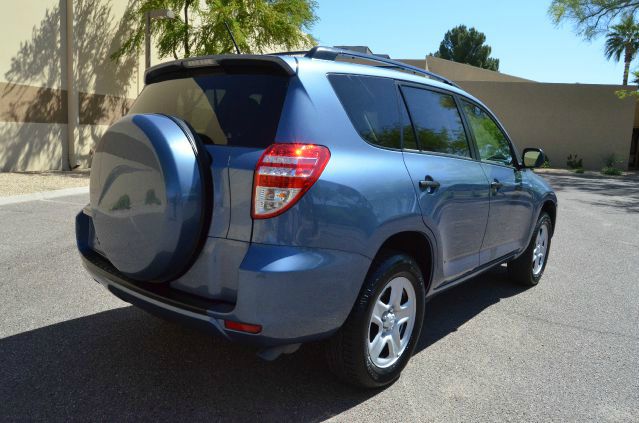 Toyota RAV4 2012 photo 4