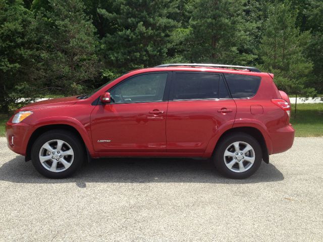 Toyota RAV4 2012 photo 2