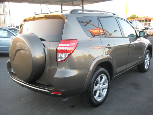 Toyota RAV4 2012 photo 3