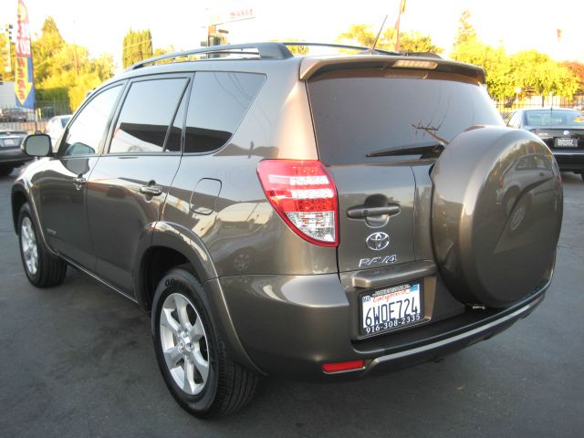 Toyota RAV4 2012 photo 4