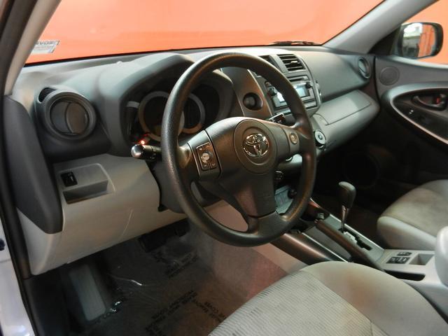 Toyota RAV4 2012 photo 1