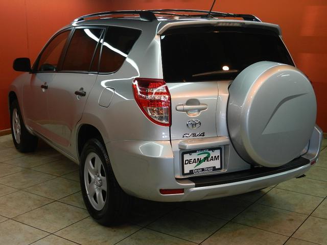 Toyota RAV4 2012 photo 3