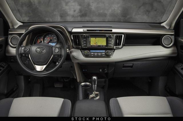 Toyota RAV4 2013 photo 4