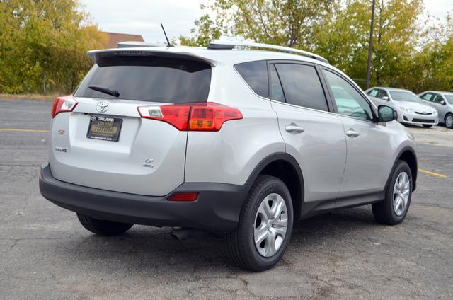 Toyota RAV4 2013 photo 2