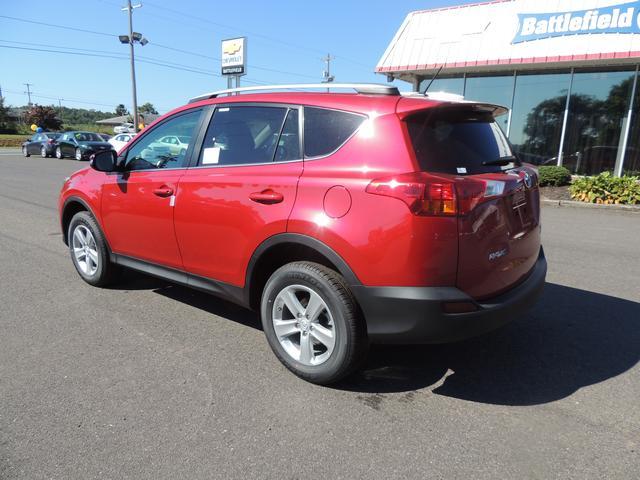 Toyota RAV4 2013 photo 2