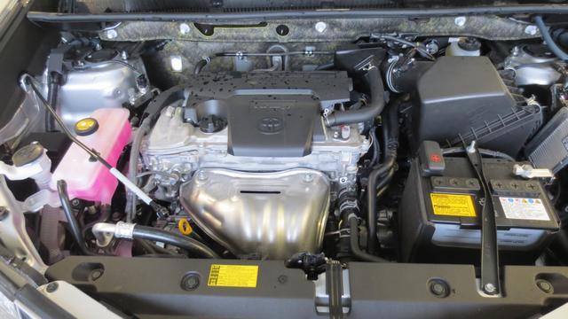 Toyota RAV4 2013 photo 2