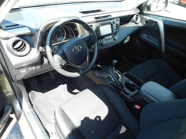 Toyota RAV4 2013 photo 2