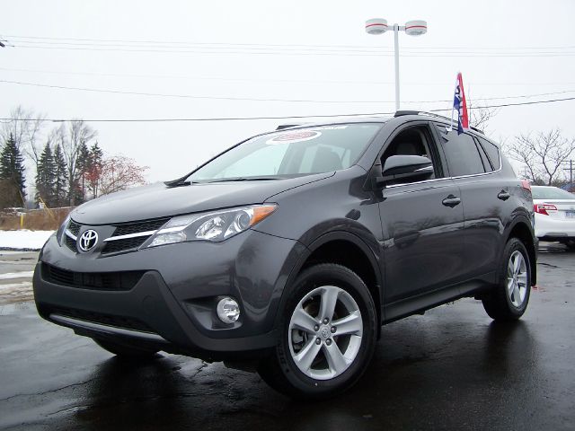 Toyota RAV4 2013 photo 2