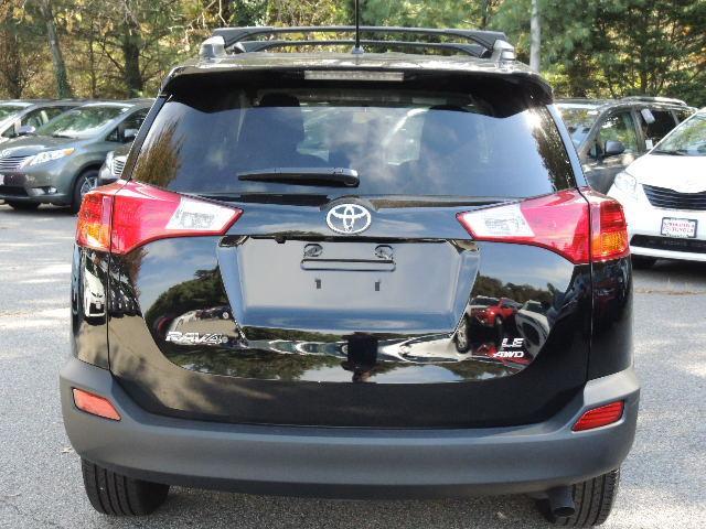 Toyota RAV4 2013 photo 2