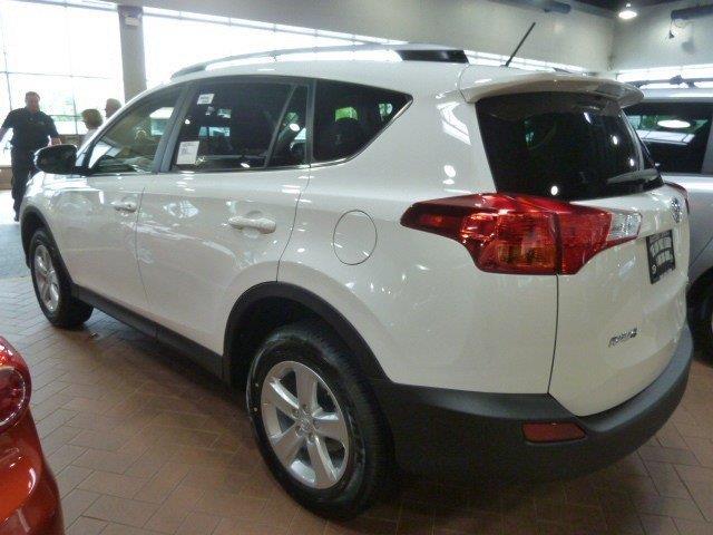 Toyota RAV4 2013 photo 1