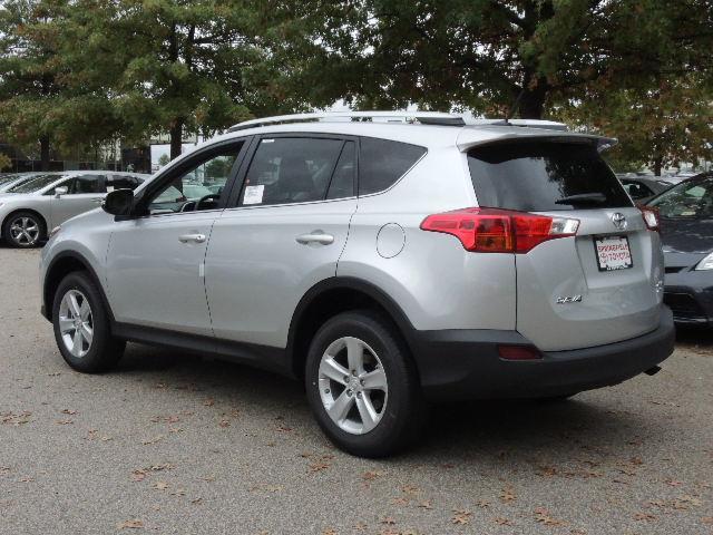 Toyota RAV4 2013 photo 4