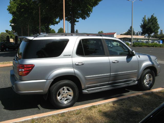 Toyota Sequoia 2001 photo 17