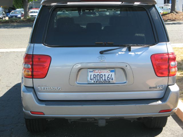 Toyota Sequoia 2001 photo 19