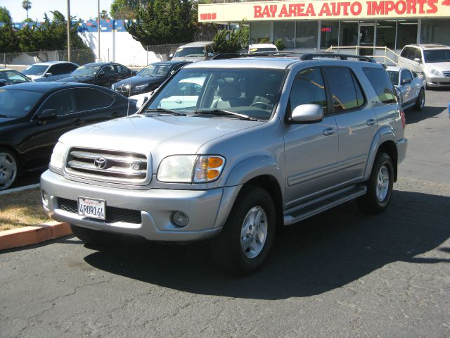 Toyota Sequoia 2001 photo 33