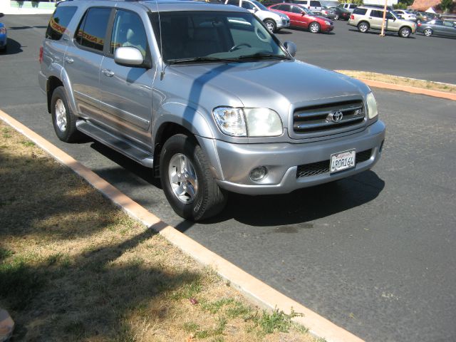 Toyota Sequoia 2001 photo 45