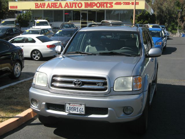 Toyota Sequoia 2001 photo 8