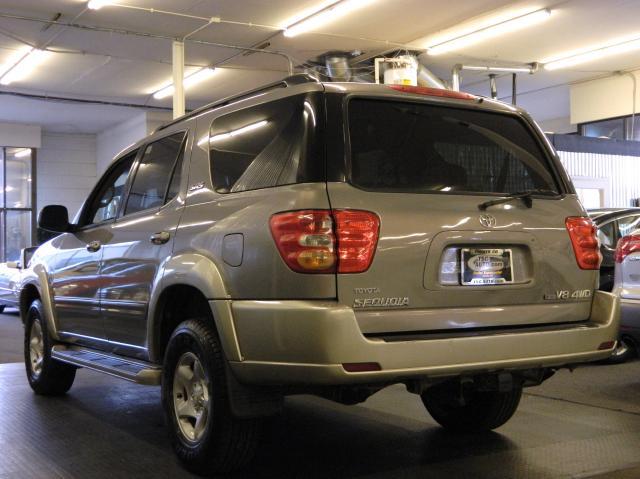 Toyota Sequoia 2001 photo 5