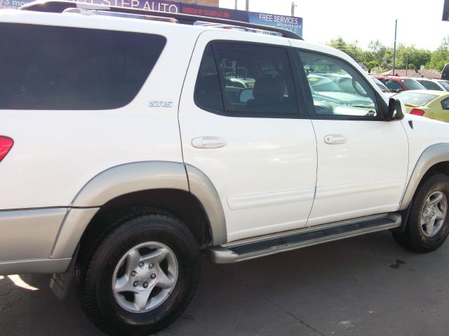 Toyota Sequoia I Limited SUV