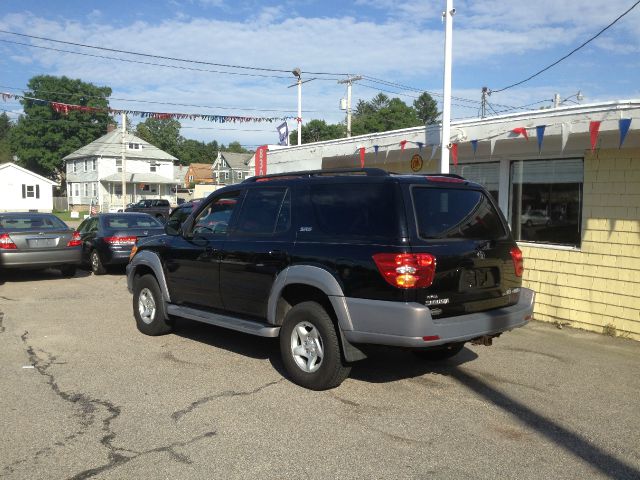 Toyota Sequoia 2001 photo 4